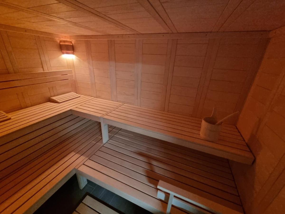 Alpine Retreat & Sauna ディセンティス エクステリア 写真