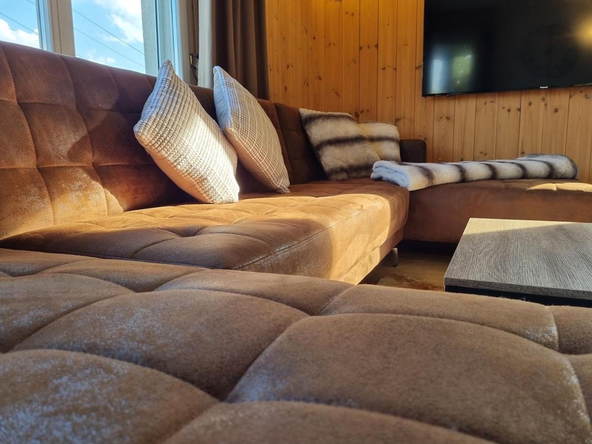 Alpine Retreat & Sauna ディセンティス エクステリア 写真